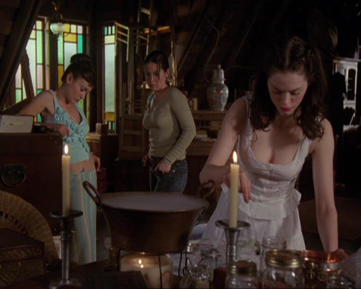 Charmed-Online-dot-422WitchWayNow1365.jpg