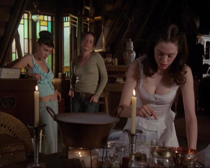 Charmed-Online-dot-422WitchWayNow1369.jpg