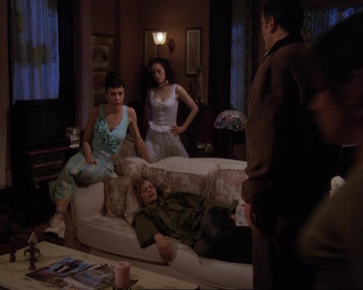 Charmed-Online-dot-422WitchWayNow1472.jpg