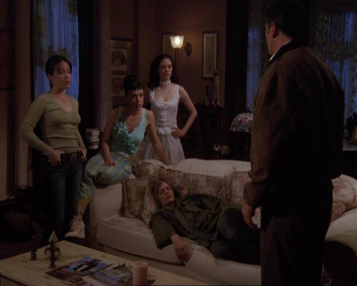 Charmed-Online-dot-422WitchWayNow1494.jpg