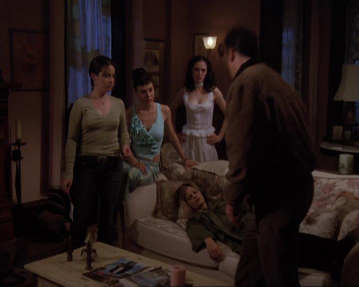 Charmed-Online-dot-422WitchWayNow1530.jpg