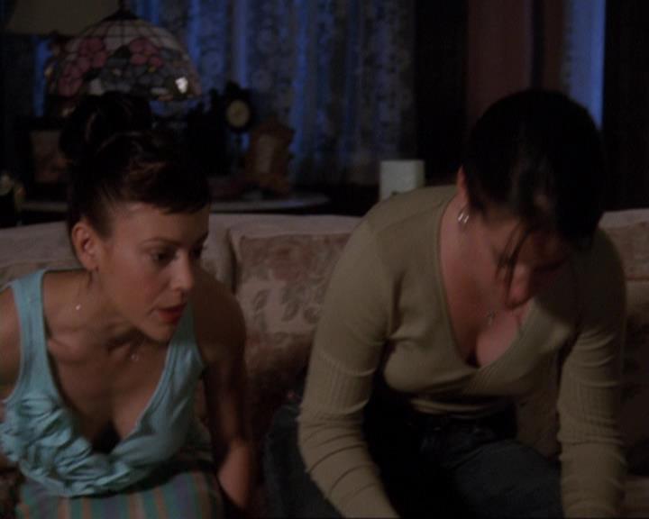 Charmed-Online-dot-422WitchWayNow1546.jpg
