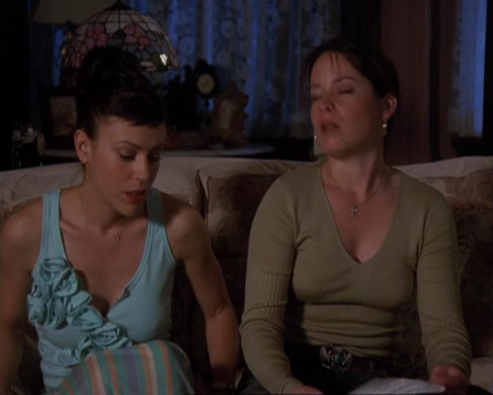 Charmed-Online-dot-422WitchWayNow1547.jpg