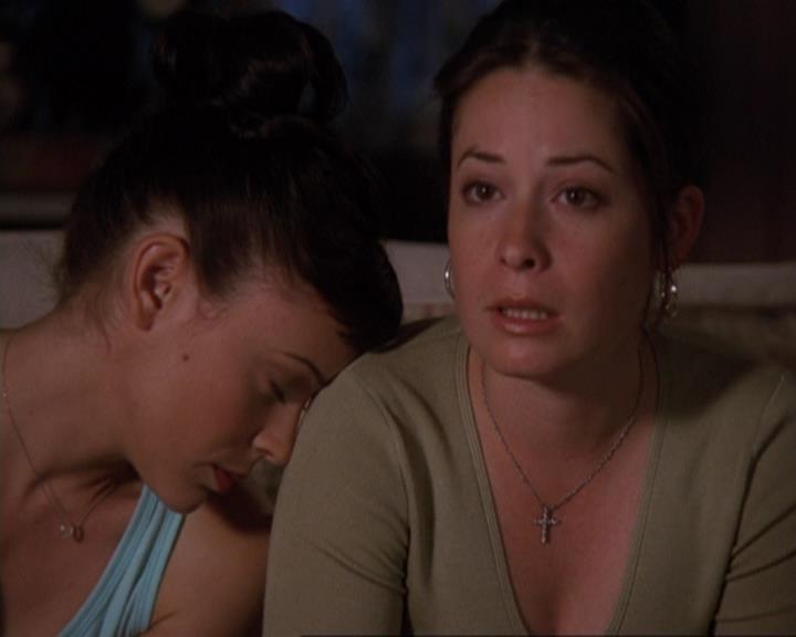 Charmed-Online-dot-422WitchWayNow1574.jpg
