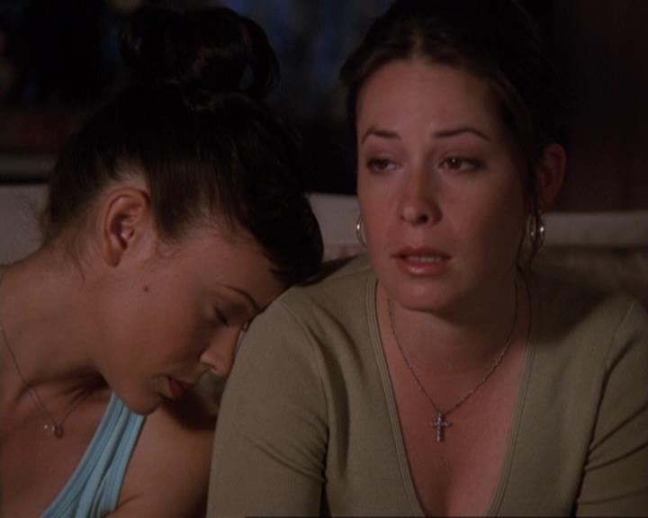 Charmed-Online-dot-422WitchWayNow1575.jpg