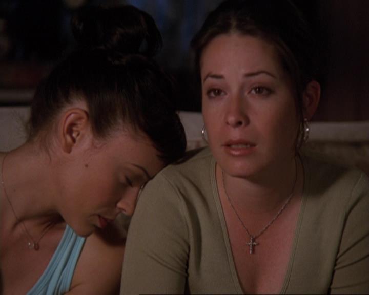 Charmed-Online-dot-422WitchWayNow1578.jpg