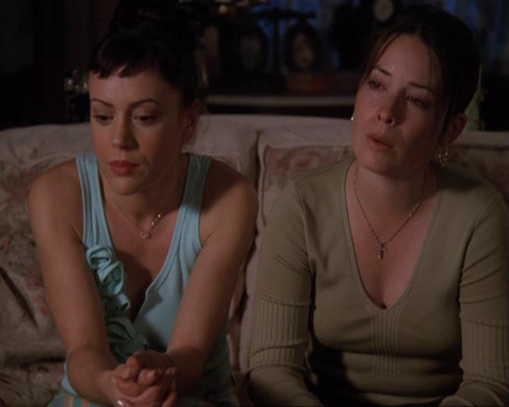Charmed-Online-dot-422WitchWayNow1625.jpg