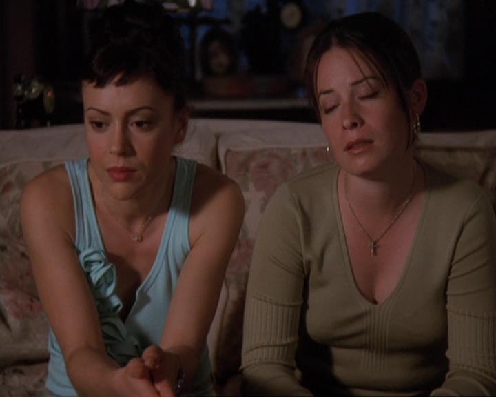 Charmed-Online-dot-422WitchWayNow1631.jpg