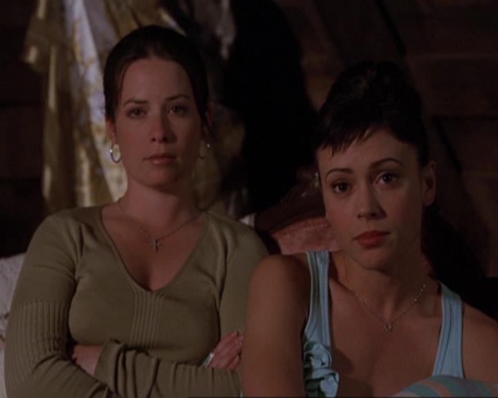 Charmed-Online-dot-422WitchWayNow1661.jpg