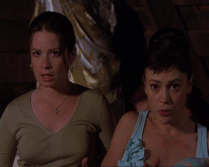 Charmed-Online-dot-422WitchWayNow1684.jpg