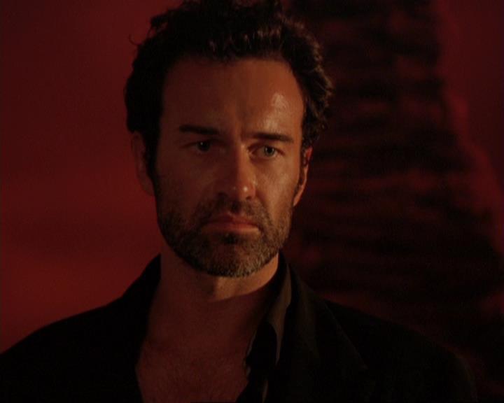 Charmed-Online-dot-422WitchWayNow1814.jpg Charmed-Online-dot-422WitchWayNow1814.jpg