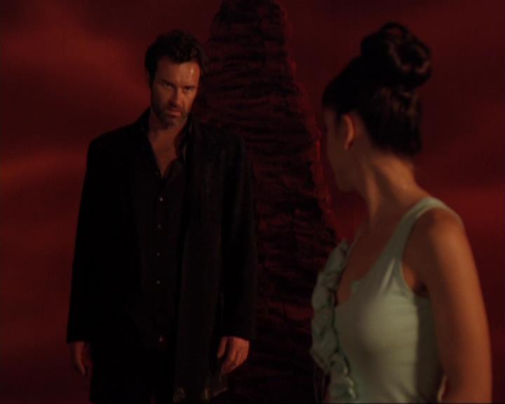 Charmed-Online-dot-422WitchWayNow1844.jpg