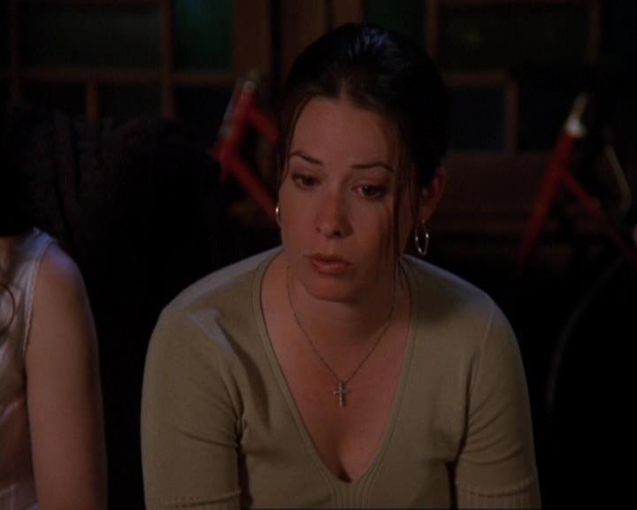 Charmed-Online-dot-422WitchWayNow1901.jpg