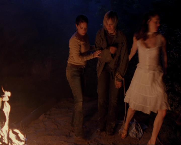 Charmed-Online-dot-422WitchWayNow2183.jpg