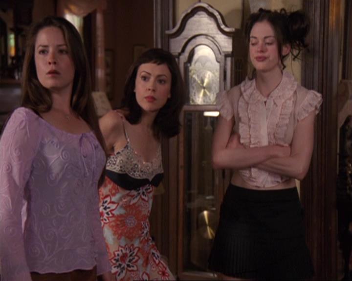 Charmed-Online-dot-422WitchWayNow2285.jpg