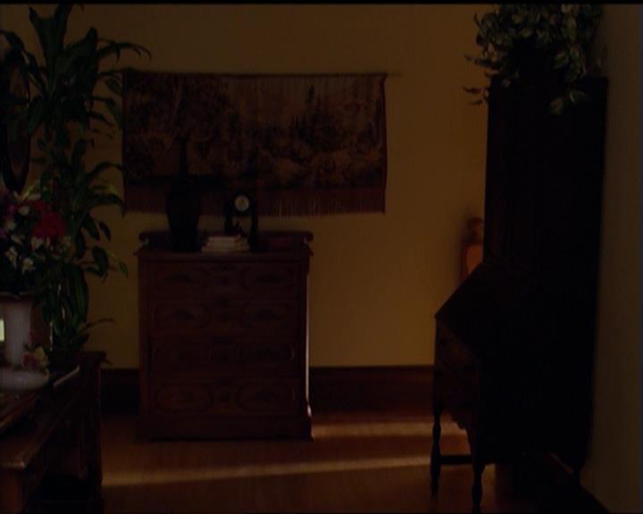 Charmed-Online_dot_net-5x01-2AWitchTail0014.jpg