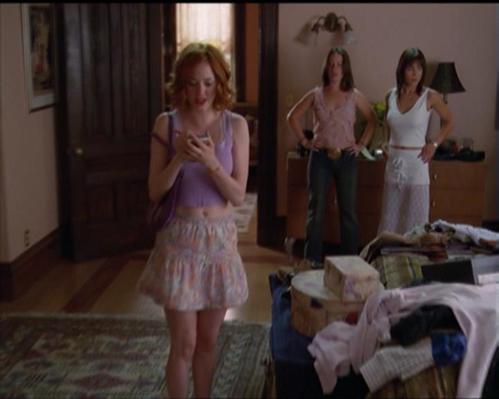 Charmed-Online_dot_net-5x01-2AWitchTail0099.jpg