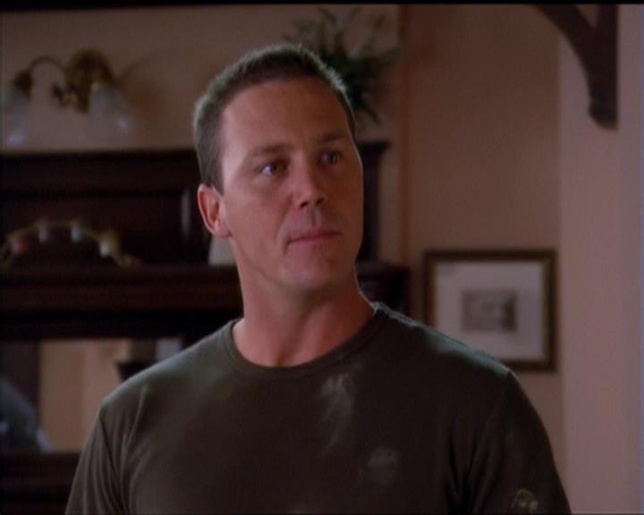 Charmed-Online_dot_net-5x01-2AWitchTail0107.jpg