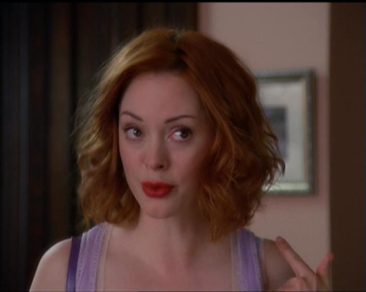 Charmed-Online_dot_net-5x01-2AWitchTail0118.jpg