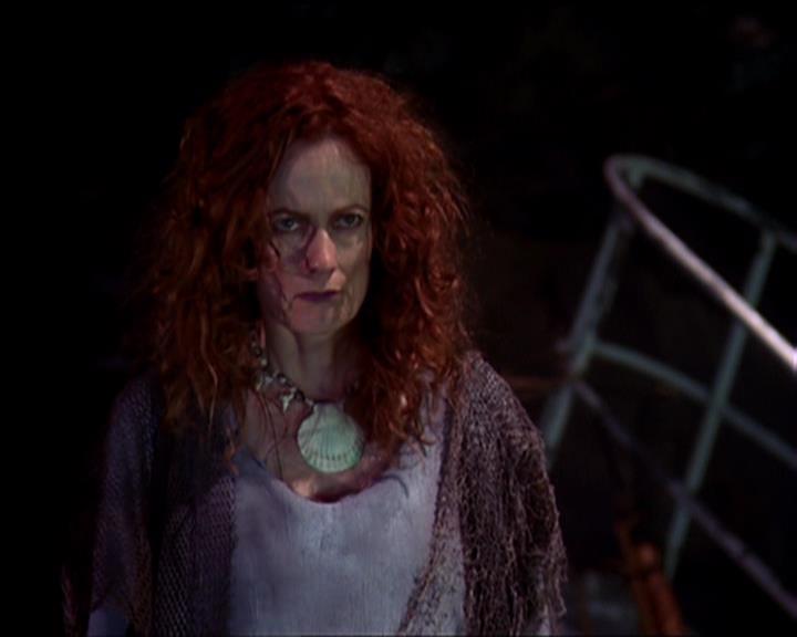 Charmed-Online_dot_net-5x01-2AWitchTail0219.jpg Charmed-Online_dot_net-5x01-2AWitchTail0219.jpg