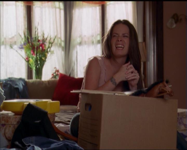 Charmed-Online_dot_net-5x01-2AWitchTail0309.jpg