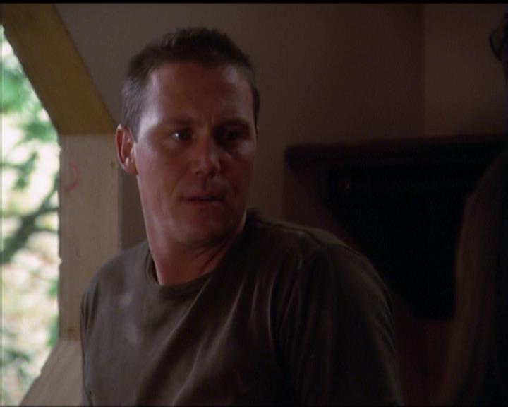 Charmed-Online_dot_net-5x01-2AWitchTail0328.jpg