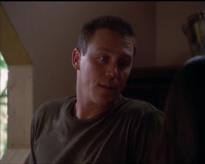 Charmed-Online_dot_net-5x01-2AWitchTail0360.jpg