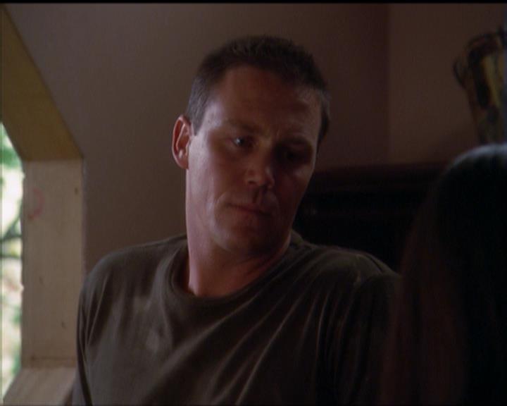 Charmed-Online_dot_net-5x01-2AWitchTail0365.jpg
