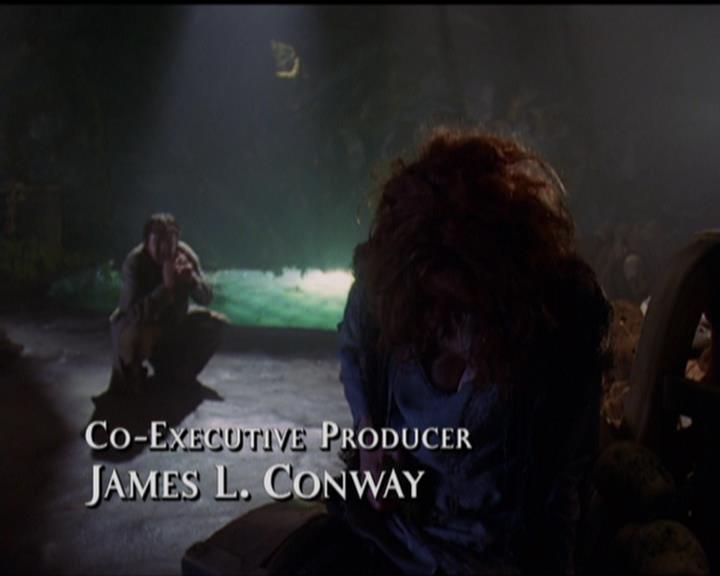 Charmed-Online_dot_net-5x01-2AWitchTail0391.jpg