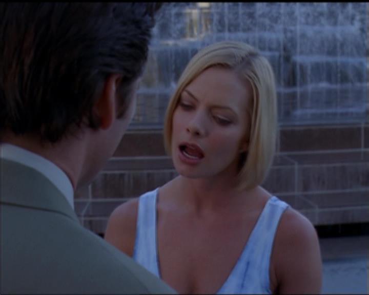 Charmed-Online_dot_net-5x01-2AWitchTail0484.jpg