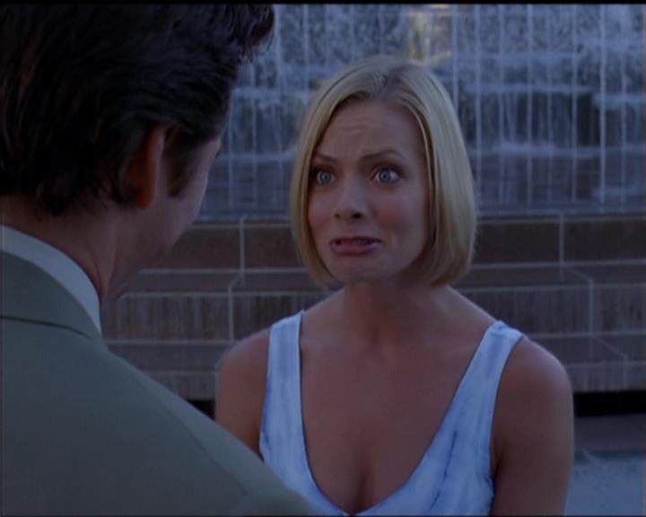 Charmed-Online_dot_net-5x01-2AWitchTail0491.jpg