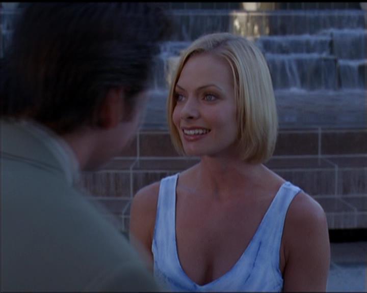 Charmed-Online_dot_net-5x01-2AWitchTail0502.jpg