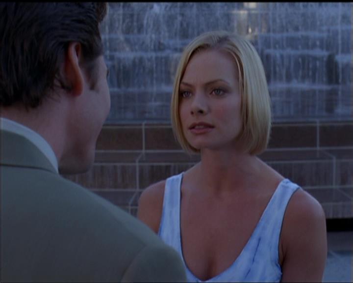 Charmed-Online_dot_net-5x01-2AWitchTail0506.jpg