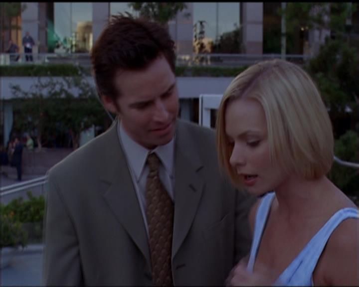 Charmed-Online_dot_net-5x01-2AWitchTail0508.jpg