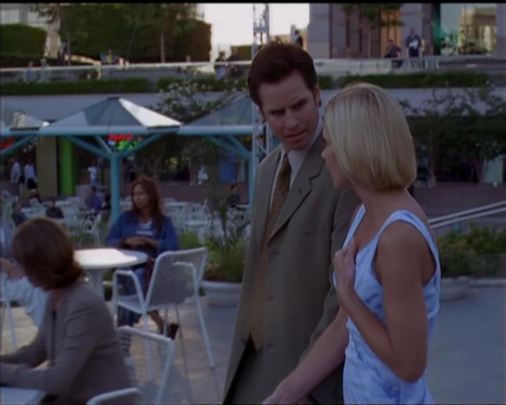 Charmed-Online_dot_net-5x01-2AWitchTail0511.jpg