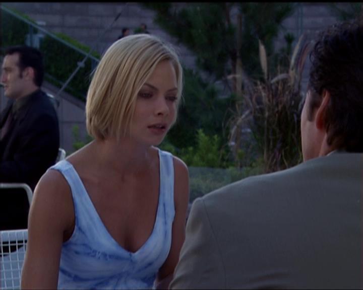Charmed-Online_dot_net-5x01-2AWitchTail0520.jpg