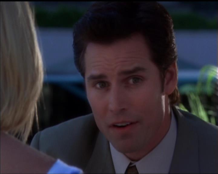 Charmed-Online_dot_net-5x01-2AWitchTail0537.jpg