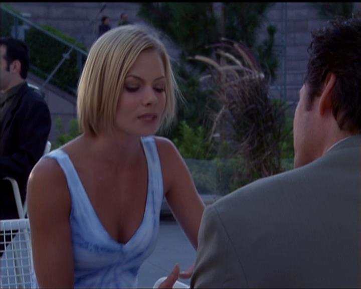 Charmed-Online_dot_net-5x01-2AWitchTail0550.jpg