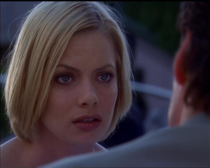 Charmed-Online_dot_net-5x01-2AWitchTail0556.jpg