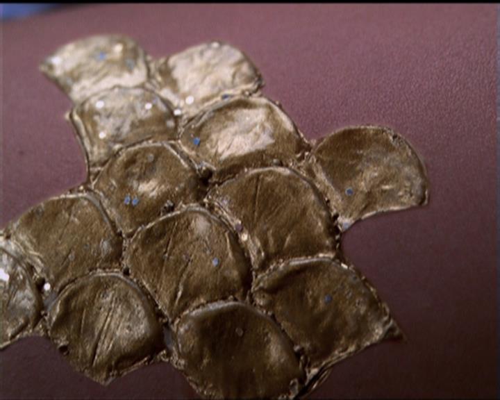 Charmed-Online_dot_net-5x01-2AWitchTail0575.jpg