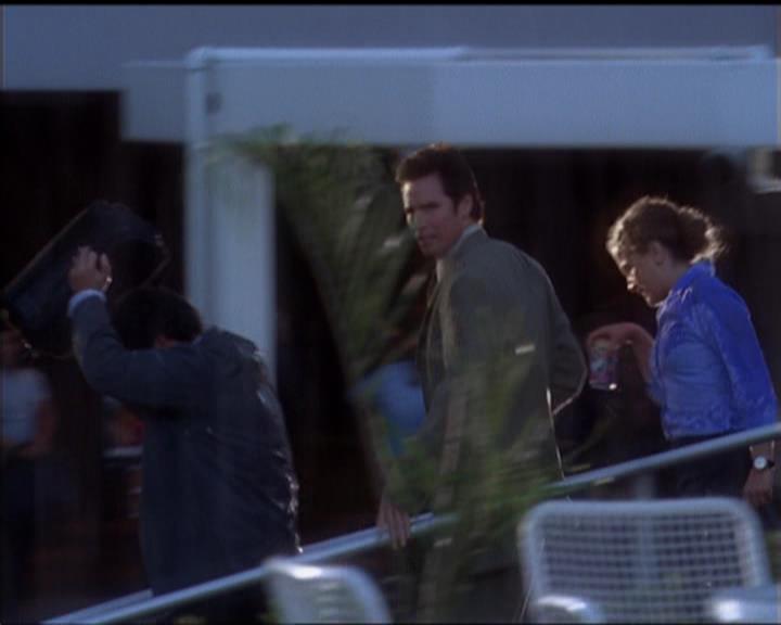 Charmed-Online_dot_net-5x01-2AWitchTail0594.jpg