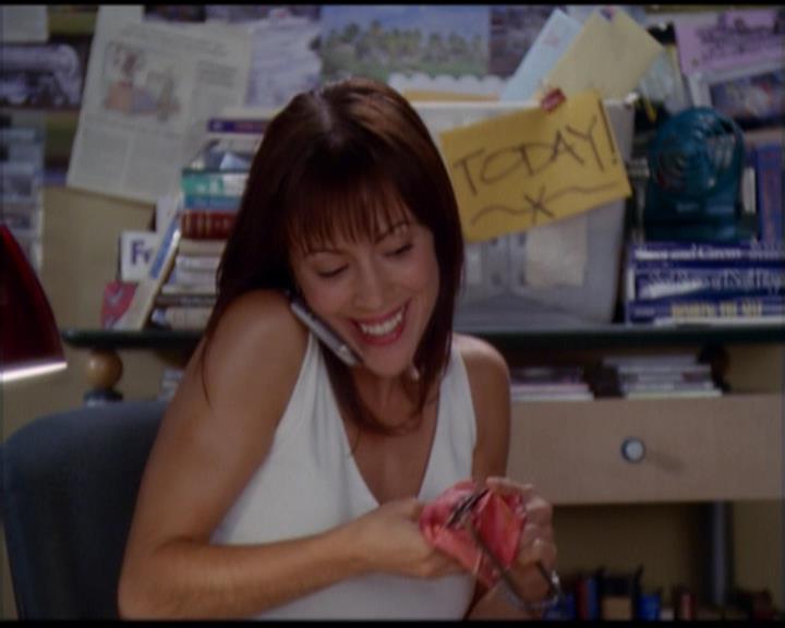Charmed-Online_dot_net-5x01-2AWitchTail0670.jpg