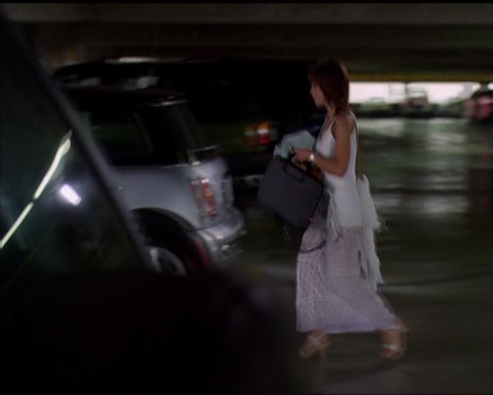 Charmed-Online_dot_net-5x01-2AWitchTail0731.jpg