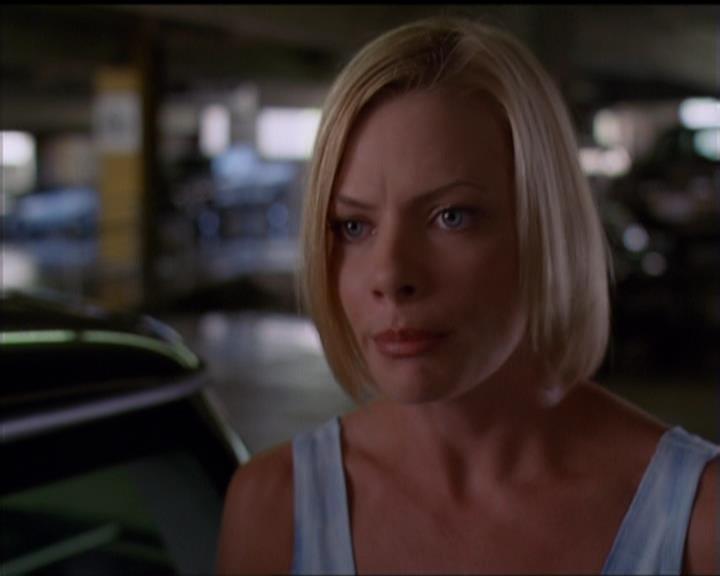 Charmed-Online_dot_net-5x01-2AWitchTail0754.jpg