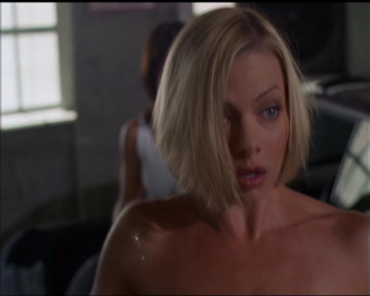 Charmed-Online_dot_net-5x01-2AWitchTail0766.jpg