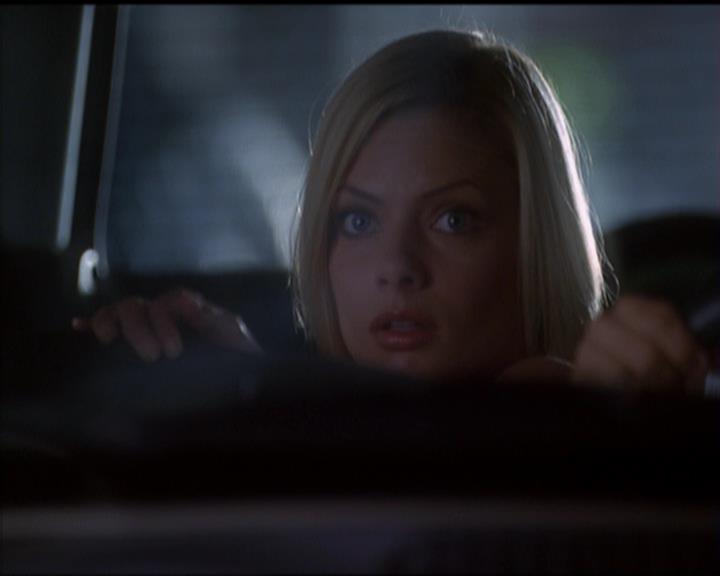 Charmed-Online_dot_net-5x01-2AWitchTail0803.jpg