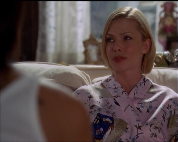 Charmed-Online_dot_net-5x01-2AWitchTail0859.jpg