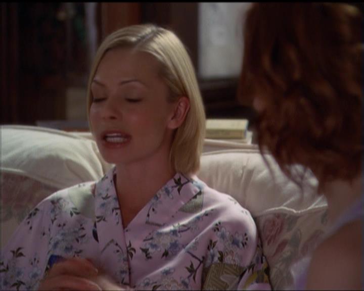 Charmed-Online_dot_net-5x01-2AWitchTail0871.jpg