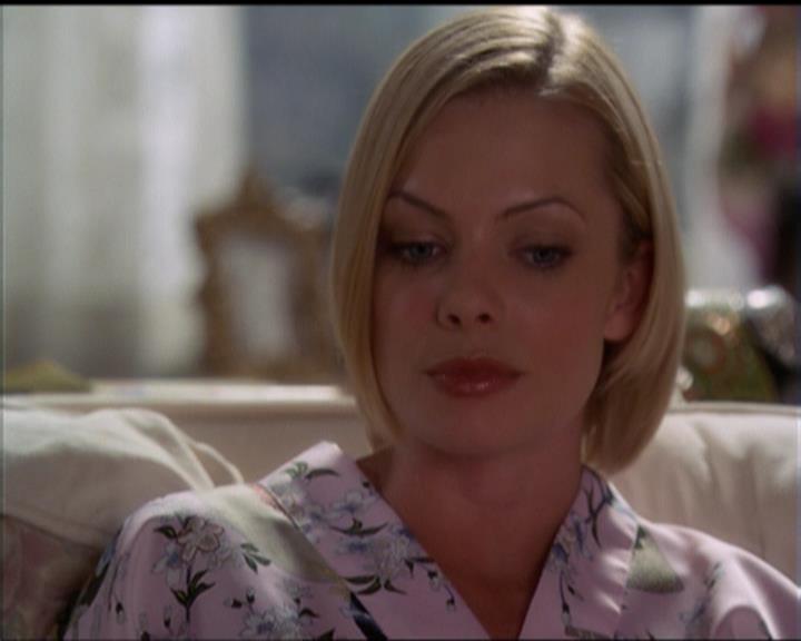 Charmed-Online_dot_net-5x01-2AWitchTail0897.jpg