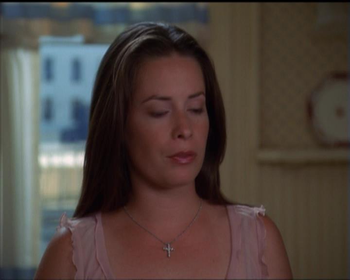 Charmed-Online_dot_net-5x01-2AWitchTail0995.jpg